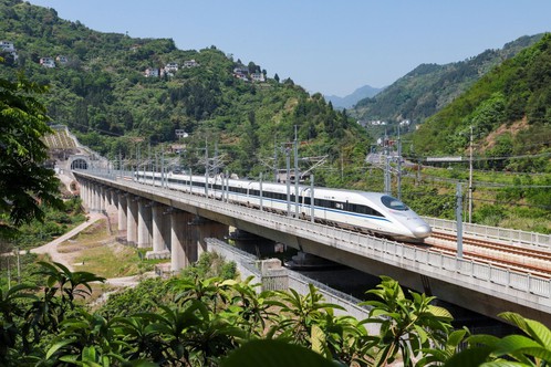 錫メッキ銅編組フレキシブル コネクタが高速鉄道で使用できるのはなぜですか?